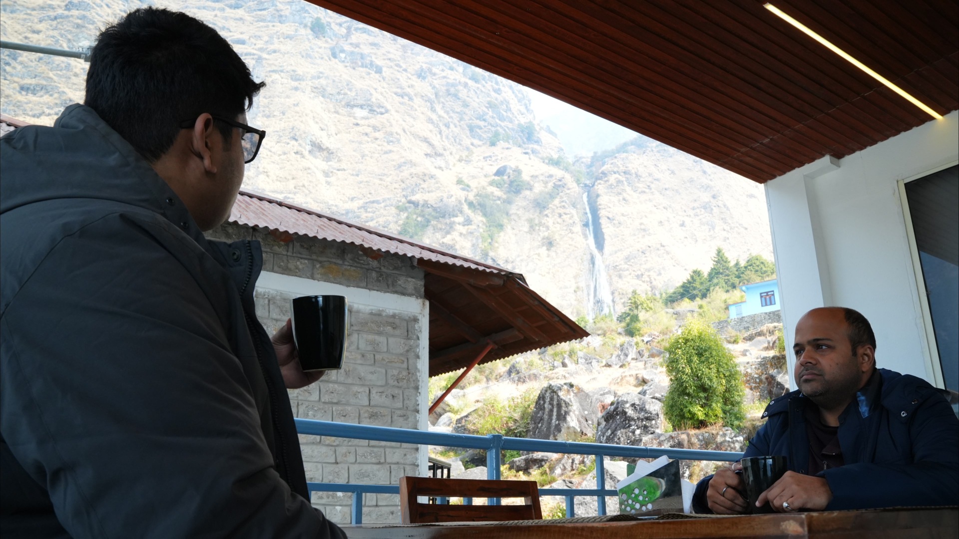 Mandola Stays ( Birthi )