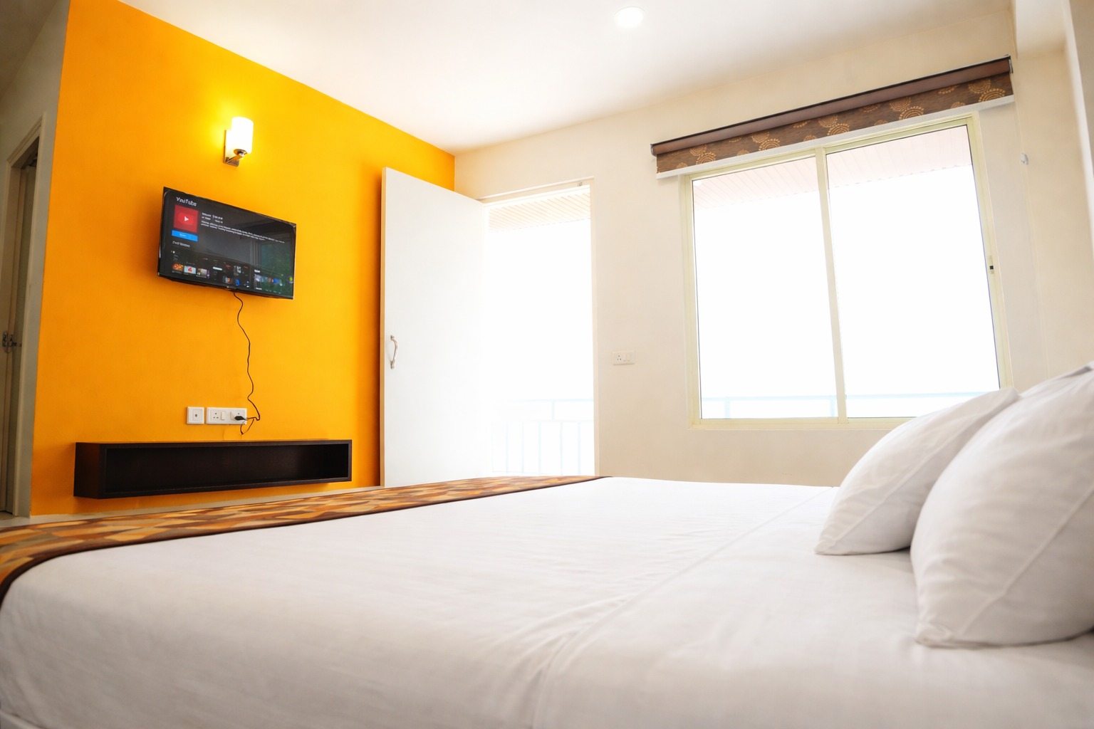 Waterfall View Room Mandola Stays ( Hotel in Munsyari)